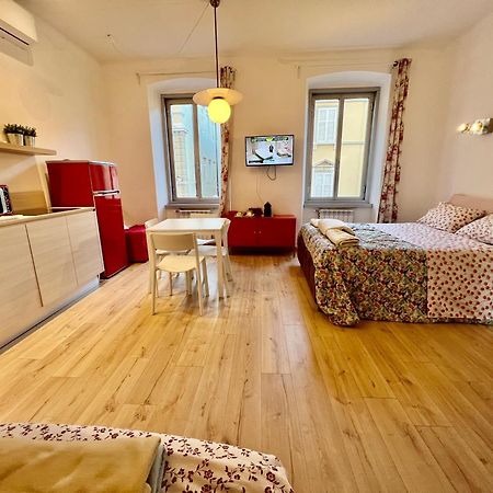 Alla Scalinata Del Teatro Rossetti Confort Suites Parcheggio Triest Zewnętrze zdjęcie
