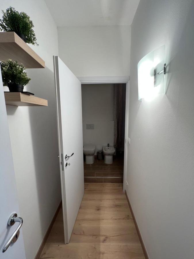 Alla Scalinata Del Teatro Rossetti Confort Suites Parcheggio Triest Zewnętrze zdjęcie