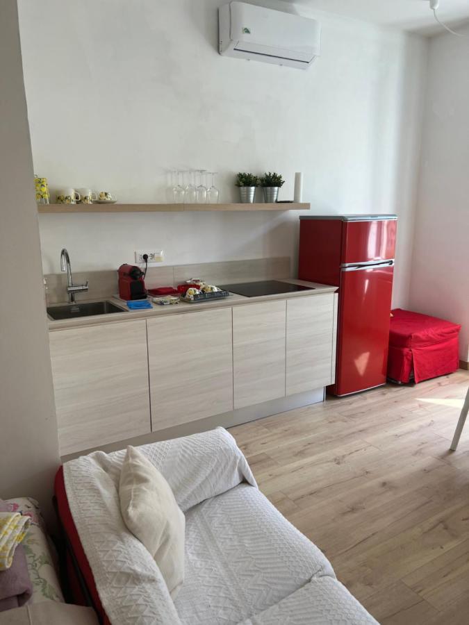 Alla Scalinata Del Teatro Rossetti Confort Suites Parcheggio Triest Zewnętrze zdjęcie