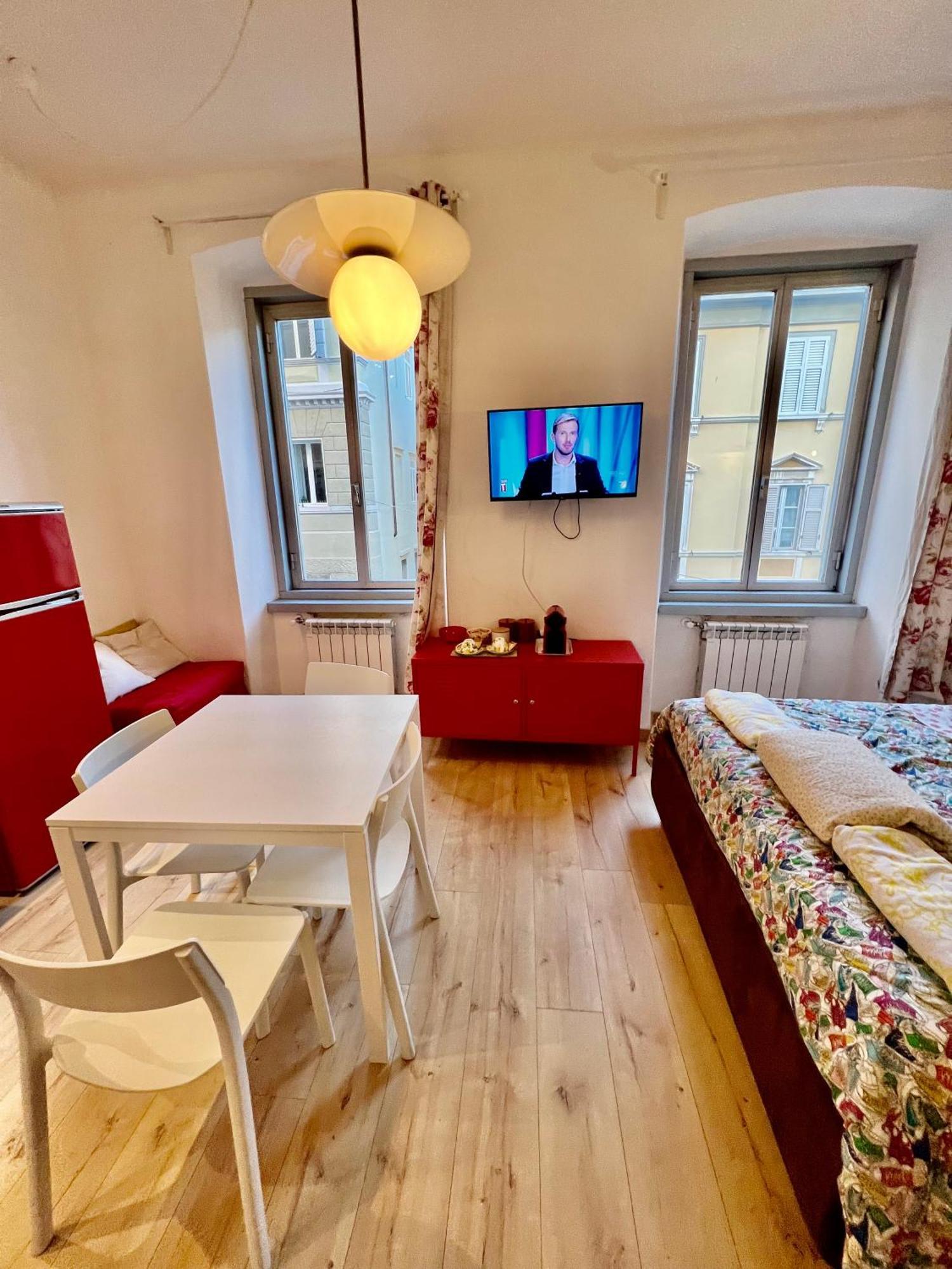 Alla Scalinata Del Teatro Rossetti Confort Suites Parcheggio Triest Zewnętrze zdjęcie