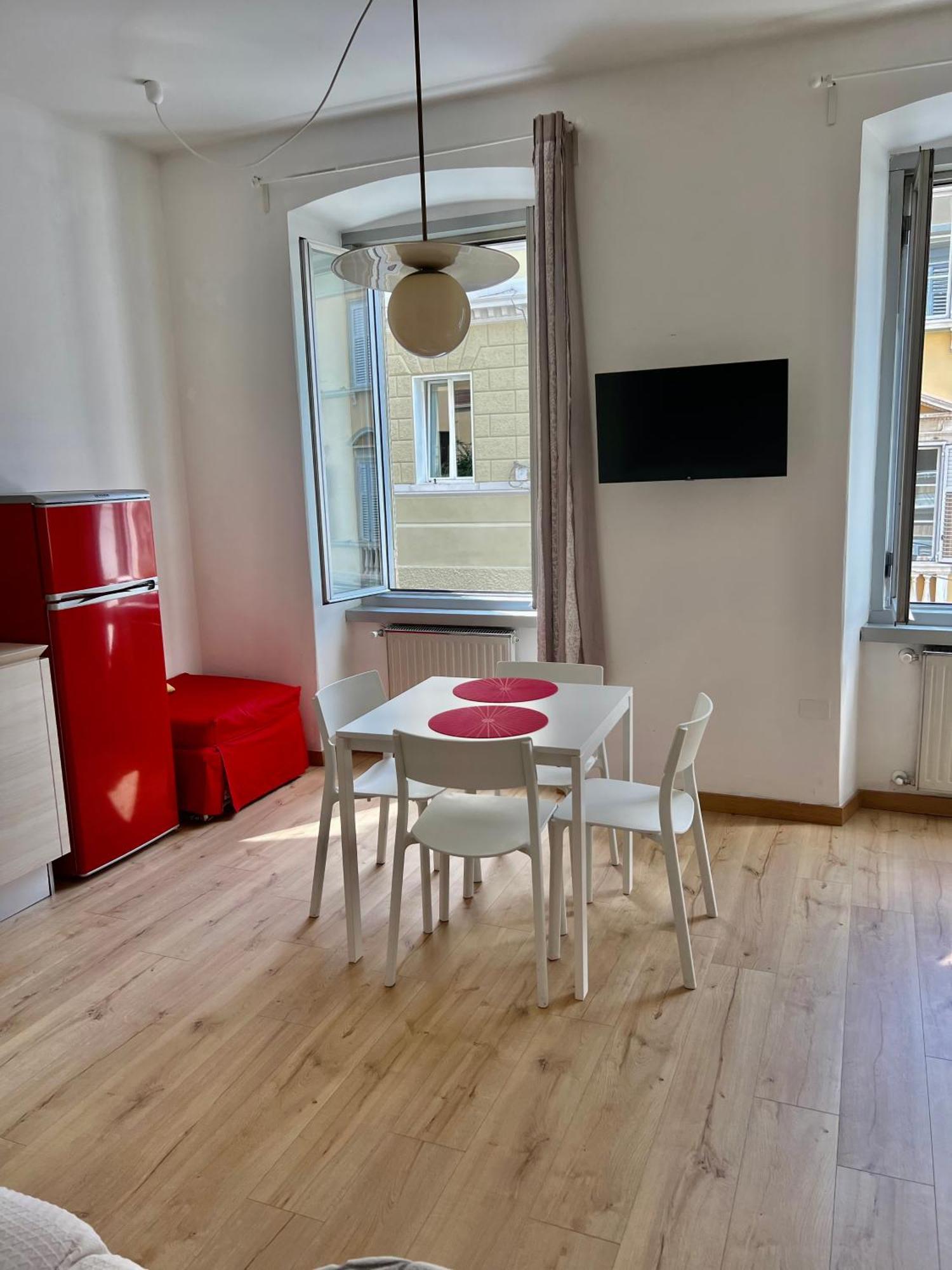 Alla Scalinata Del Teatro Rossetti Confort Suites Parcheggio Triest Zewnętrze zdjęcie